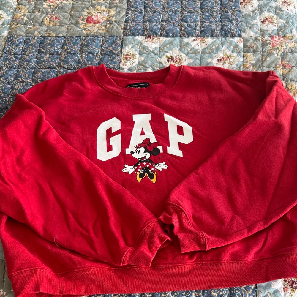 GAP Red crop Sweatshirt with Minnie Mouse